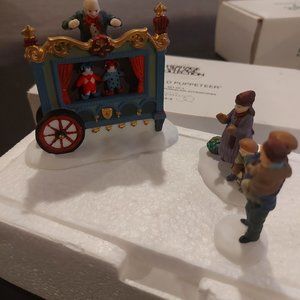 Department 56 Heritage Collection - The Old Puppeteer
